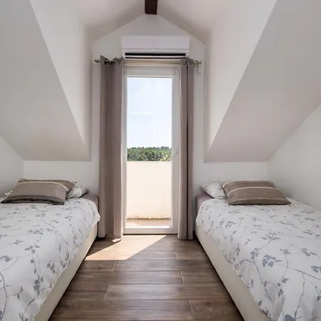 Oasis With Private Pool *