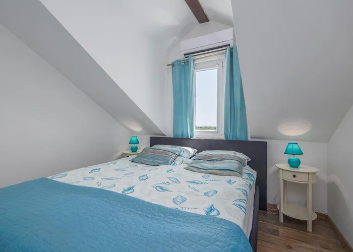 Oasis With Private Pool Vila