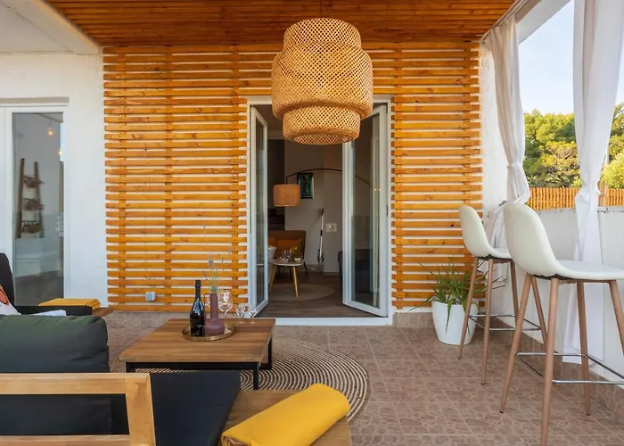 Vila Oasis With Private Pool Milna (Brac)