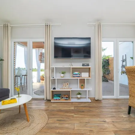 Villa Oasis Milna (Brac)