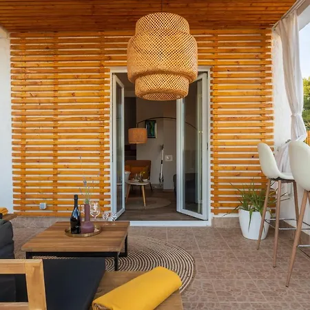 Villa Oasis Milna (Brac)